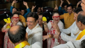 বিচ্ছেদের জল্পনা উড়িয়ে ঢোলের সঙ্গে জমিয়ে নাচলেন গোবিন্দা-সুনীতা! দেখুন ভিডিও
