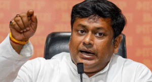 “তৃণমূল এর জন্য দোকান খুলে রেখেছে!” প্রশ্নপত্র ফাঁসের অভিযোগে বিস্ফোরক সুকান্ত