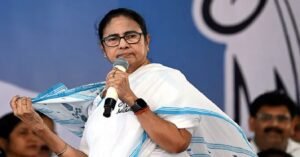 কৈলাস থেকে উমা বিদায়, মর্তে লক্ষ্মী, কোজাগরী পূর্ণিমায় ভক্তদের জন্য মুখ্যমন্ত্রী মমতার বিশেষ উপহার, মুক্তি পেল নতুন গান