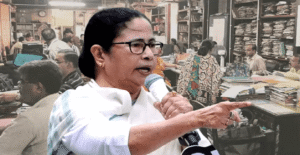 ডিএ-র বকেয়া মেটানোর আগে নতুন পে কমিশন নয়! মমতার সরকারের উপর চরম চাপ বাড়ালেন সরকারি কর্মীরা