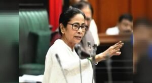 নাগরাকাটার ‘জুতো হামলা’ নিয়ে মুখ খুললেন মুখ্যমন্ত্রী মমতা, “রাজনীতি করতে এলে মানুষ জবাব দেবে, যা আজ দিয়েছে”