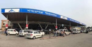 উত্তরবঙ্গে ভয়াবহ বিপর্যয়, সমতলে ফেরার জন্য কোন কোন রাস্তা খোলা? বাগডোগরা-কলকাতা বিমানভাড়া ২১ হাজার