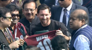 “আমাদের ভাষা এক!” মেসির সঙ্গে স্বপ্নপূরণের সাক্ষাৎ সেরে আবেগঘন বার্তা কুলদীপ যাদবের।