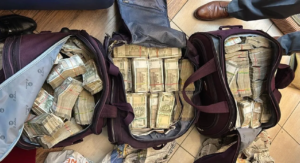 প্রতিরক্ষা মন্ত্রকে ঘুষের মরণ কামড়! ২.২৩ কোটি নগদসহ হাতেনাতে গ্রেপ্তার লেফটেন্যান্ট কর্নেল