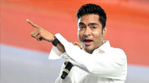 নির্বাচন কমিশনকে ডেডলাইন অভিষেকের! ১ কোটি ৩৬ লক্ষ ‘সন্দেহভাজন’ ভোটারের তালিকা চাইছেন তৃণমূল সাংসদ