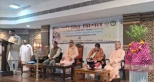 বাতিল-দেরি তো ছিলই, এবার ‘পায়রা বিভ্রাট’! বেঙ্গালুরু থেকে ভদোদরাগামী ইন্ডিগো ফ্লাইটের ভিতরে ‘অবাঞ্ছিত অতিথি’, শোরগোল সোশ্যাল মিডিয়ায়!