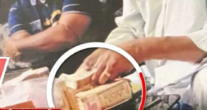 উত্তর ২৪ পরগনায় ঘুষের ছবি ভাইরাল! দেব রুপায়ণ নগরে টাকা নেওয়ার অভিযোগ পঞ্চায়েত প্রধানের স্বামীর বিরুদ্ধে