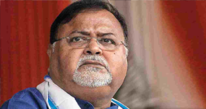 জামিন পেয়ে বাড়ি ফিরতেই ফের হাসপাতালে পার্থ চট্টোপাধ্যায়! বাথরুমে পড়ে বাঁ-হাত ও পায়ে গুরুতর আঘাত রাজ্যের প্রাক্তন মন্ত্রীর