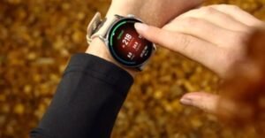 রাতের ঘুম হালকা নাকি গভীর হলো জানাবে স্মার্টওয়াচ, ফিচারে টেক্কা দেবে অ্যাপলকেও?