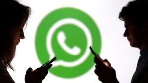 প্রতিদ্বন্দ্বী এআই চ্যাটবটকে হোয়াটসঅ্যাপে বাধা, মেটাকে কড়া নির্দেশ