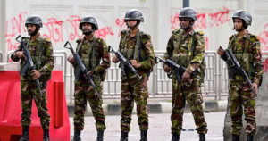 যুদ্ধ হবে আকাশে, তবে কেন মাটিতে এত সেনার ভিড়? প্রবীণ কংগ্রেস নেতার মন্তব্যে দেশজুড়ে তোলপাড়