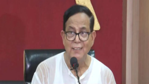 ‘মোল্লা থেকে ব্রাহ্মণ!’ ভোটার তালিকায় মহম্মদ সেলিমের পদবি বদল, কমিশনের SIR-কে ধুয়ে দিলেন সেলিম-পুত্র