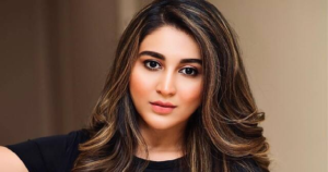 ব্যাঙ্ক থেকে টাকা তোলাও জানতাম না”, বাবার আকস্মিক প্রয়াণে যেভাবে বদলে গিয়েছিল ঐন্দ্রিলার জীবন