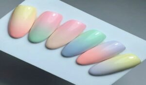 নেল পলিশের দিন শেষ! জামার রঙের সঙ্গে নখ বদলাবে রং, বাজারে এল বিশ্বের প্রথম ‘স্মার্ট নখ’