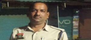 সুরজপুরে রক্তাত্ব জাতীয় সড়ক! অজ্ঞাত ঘাতক গাড়ির ধাক্কায় পিষ্ট পুলিশ কনস্টেবল