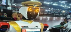 সাবধান অপরাধীরা! স্টেশনে পা দিলেই ধরবে রোবট-পুলিশ ‘অর্জুন’, মুখ দেখেই হবে কেল্লাফতে