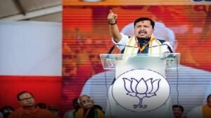 “সনাতন ভারতের আত্মা, আঘাত করলে ছাই হয়ে যাবেন”, তেলেঙ্গানার মন্দির ইস্যুতে কংগ্রেসকে চরম হুঁশিয়ারি নীতিন নবীনের