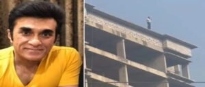 হাতের চাবি আনতে গিয়েই চরম সিদ্ধান্ত! বহুতল থেকে ঝাঁপ দিয়ে আত্মহত্যা প্রখ্যাত বেকারি মালিকের