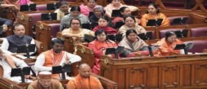 যোগী সরকারের মাস্টারস্ট্রোক! ইউপি বাজেটে পড়ুয়াদের জন্য ৪০ লক্ষ ট্যাবলেট এবং যুবকদের জন্য ১০০০ কোটির লোন ধামাকা!