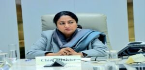 দুর্ঘটনায় আহতকে হাসপাতালে পৌঁছে দিলেই ২৫ হাজার টাকা! ‘রাহ-বীর’ প্রকল্পে বড় ঘোষণা মুখ্যমন্ত্রী রেখা গুপ্তার