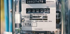 অস্বাভাবিক ইলেকট্রিক বিল দেখে চক্ষু চড়কগাছ? সমাধান মিলবে এক ফোনেই, জেনে নিন দরকারি নম্বর!