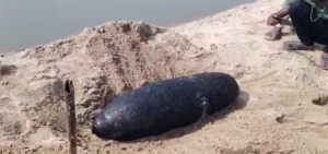 দামোদরের বালিতে লুকিয়ে ছিল মৃত্যুদূত! বাঁকুড়ায় উদ্ধার ৩টি বিশালাকার মর্টার শেল, হুলুস্থুল কাণ্ড!