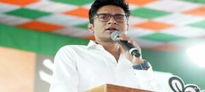 “ভোটের আগে এবার গরিবের টাকা লুঠের ছক!” রাজপথ থেকে কেন্দ্রকে মারাত্মক হুঁশিয়ারি অভিষেক বন্দ্যোপাধ্যায়ের