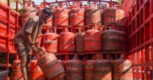 রান্নার গ্যাস বুকিং করার কতদিনের মধ্যে পাবেন সিলিন্ডার? জেনেনিন নয়া আপডেট