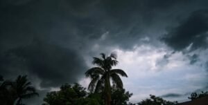 Weather: কালবৈশাখীর সতর্কবার্তা ১২ জেলায়, জেনেনিন কোন কোন জেলায় জারি সতর্কতা?