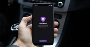 মাঝে মাঝেই ফোনের স্ক্রিন কালো হয়ে যাচ্ছে, জেনেনিন এই সমস্যায় কি করবেন?