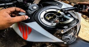 বাইকের পেট্রোল খরচ কমাতে চান? শিখেনিন মাইলেজ বাড়ানোর ‘নিনজা টেকনিক’