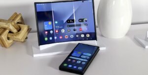 বাজারে আসার ৩ মাসেই ট্রাইফোল্ডের বিক্রি বন্ধ করল স্যামসাং, জেনেনিন কেন?