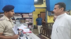 “সরাসরি থানায় ঢুকে পুলিশকে হুঁশিয়ারি!”-আইপ্যাক ও পুলিশের ‘গোপন আঁতাত’ নিয়ে বিস্ফোরক শুভেন্দু