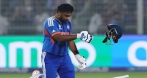 ইডেনে সঞ্জু-ঝড়! ৯৭ রানের ঝোড়ো ইনিংস, কিন্তু সেলিব্রেশনে এ কী করলেন স্যামসন?