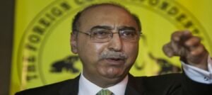 দিল্লি-মুম্বইয়ে হামলার হুঁশিয়ারি! ভারতের বিরুদ্ধে বিষোদগার পাকিস্তানের প্রাক্তন হাই কমিশনার আব্দুল বাসিতের