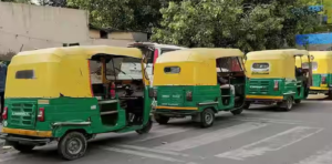 অটোর ভাড়ায় ‘ছ্যাঁকা’! ফুলবাগান-গিরিশ পার্ক রুটে বাড়ল ভাড়া, পকেটে টান পড়ছে মধ্যবিত্তের