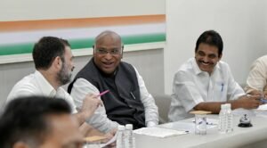 দক্ষিণ বনাম উত্তর! আসন বৃদ্ধি ও নারী সংরক্ষণ ইস্যুতে দিল্লি ঘেরাওয়ের ছক বিরোধীদের