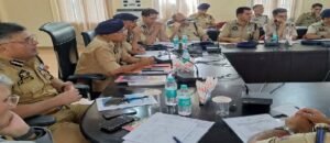 ভোটের আগে রণংদেহী লালবাজার! ঝুলে থাকা সব গ্রেফতারি পরোয়ানা কার্যকরের চরম নির্দেশ, শহরজুড়ে শুরু মেগা তল্লাশি