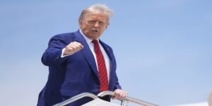 “আমরা ওকে ফিরিয়ে এনেছি!” ইরানের পাহাড় থেকে মার্কিন পাইলটকে ছিনিয়ে আনল ট্রাম্পের ঘাতক বাহিনী!