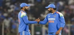 আফগানিস্তান সিরিজে দলে থাকলেও অনিশ্চিত ‘হিটম্যান’! ওয়ানডে বিশ্বকাপের আগে কেন টিম ইন্ডিয়ার কপালে চিন্তার ভাঁজ?