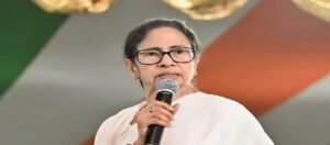 “দিনটি কালো দিন হয়ে থাকুক!” কালীঘাটে বিধায়ক বৈঠকে বিস্ফোরক মমতা, তুঙ্গে সাংবিধানিক সংকট