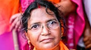 “মুখ্যমন্ত্রী নিজে সব ধামাচাপা দিয়েছেন!” ৩ আইপিএস-এর শাস্তির পর এবার মমতার বিচার চেয়ে গর্জে উঠলেন রত্না দেবনাথ