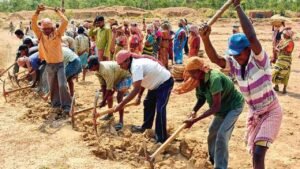 ১০০ দিনের কাজে ফিরছে নবান্ন! তবে দুই জেলার নাম থাকছে বাদ