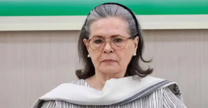 সোনিয়া গান্ধীকে নিয়ে সাতসকালে হাসপাতালের দৌড়! কেমন আছেন কংগ্রেস নেত্রী?