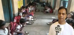 মিড-ডে মিলের মেনু নিয়ে বিতর্ক: ইসকনের তালিকায় নেই ডিম, কী বলছে কর্তৃপক্ষ?