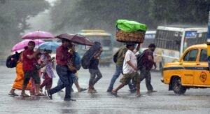 ভ্যাপসা গরমের দিন শেষ? ১৫ জেলায় হলুদ-কমলা সতর্কতা, ধেয়ে আসছে তুমুল ঝড়-বৃষ্টি!