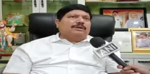 তৃণমূলের অন্দরে মহাবিদ্রোহ: পার্থর শিবির বদলের গুঞ্জনে মুখ খুললেন অর্জুন সিং