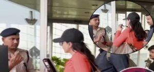 ভিআইপি নন, সাধারণ যাত্রীর মতোই আচরণ! প্রীতির কোন কাণ্ড দেখে মুগ্ধ নেটিজেনরা?