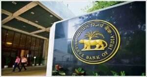 ব্যাঙ্কিং ব্যবস্থা এখন আগের চেয়ে অনেক বেশি নিরাপদ! তবে কোন বড় বিপদের হুঁশিয়ারি দিল RBI?