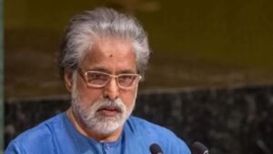 মমতার ভরসার পাত্র সুদীপও কি ‘বেসুরো’? শতাব্দীকে নিয়ে কেন্দ্রীয় মন্ত্রীর বাড়িতে তৃণমূল সাংসদ!